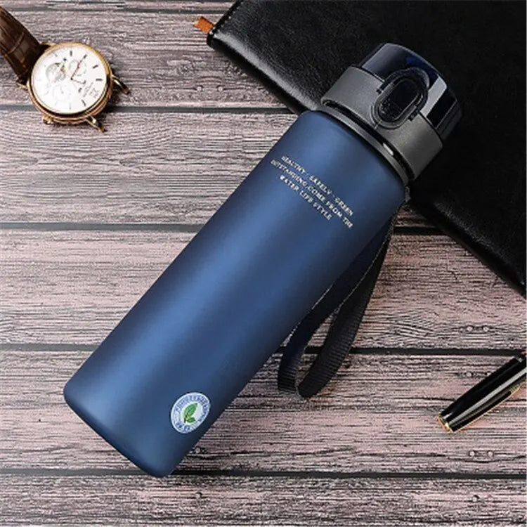 Garrafa de água esportiva alta qualidade [BPA Livre] 560ml